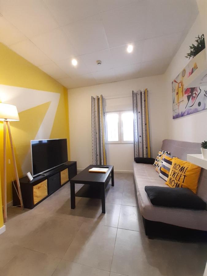 The Yellow Corner Apartment Alicante Eksteriør bilde