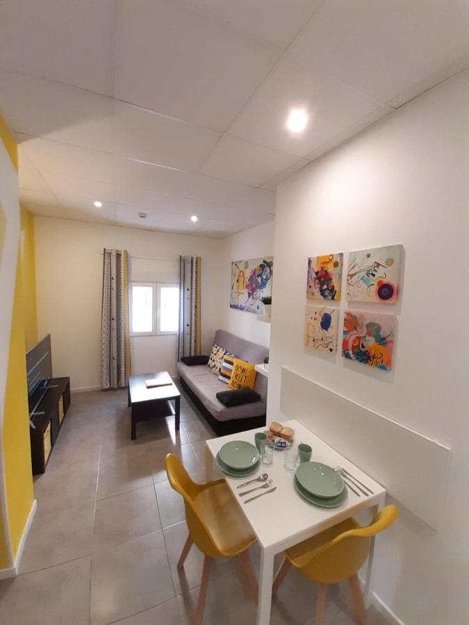 The Yellow Corner Apartment Alicante Eksteriør bilde